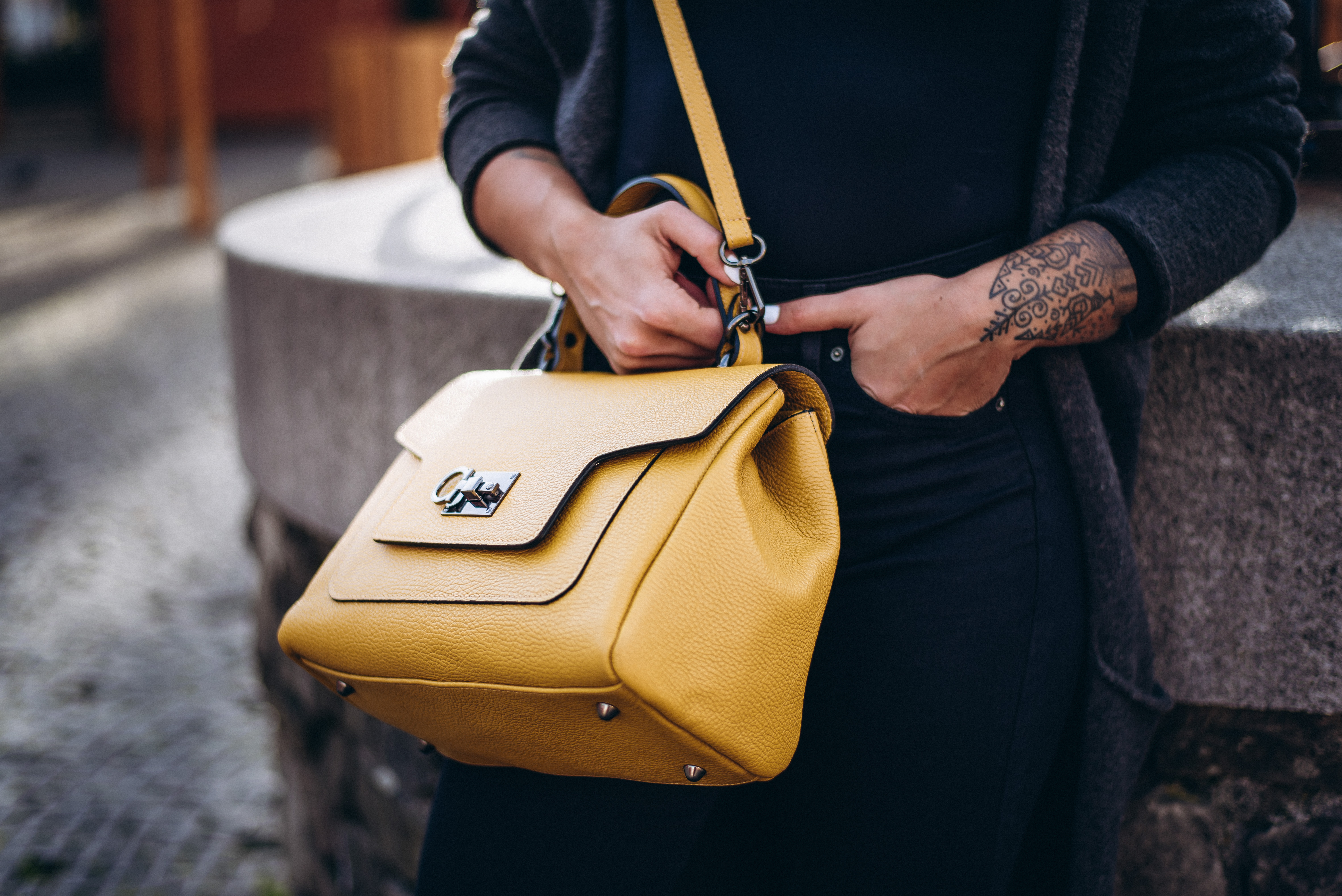 Cognac bag detail